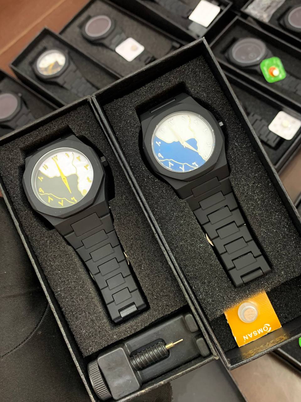 Black Aura Watch