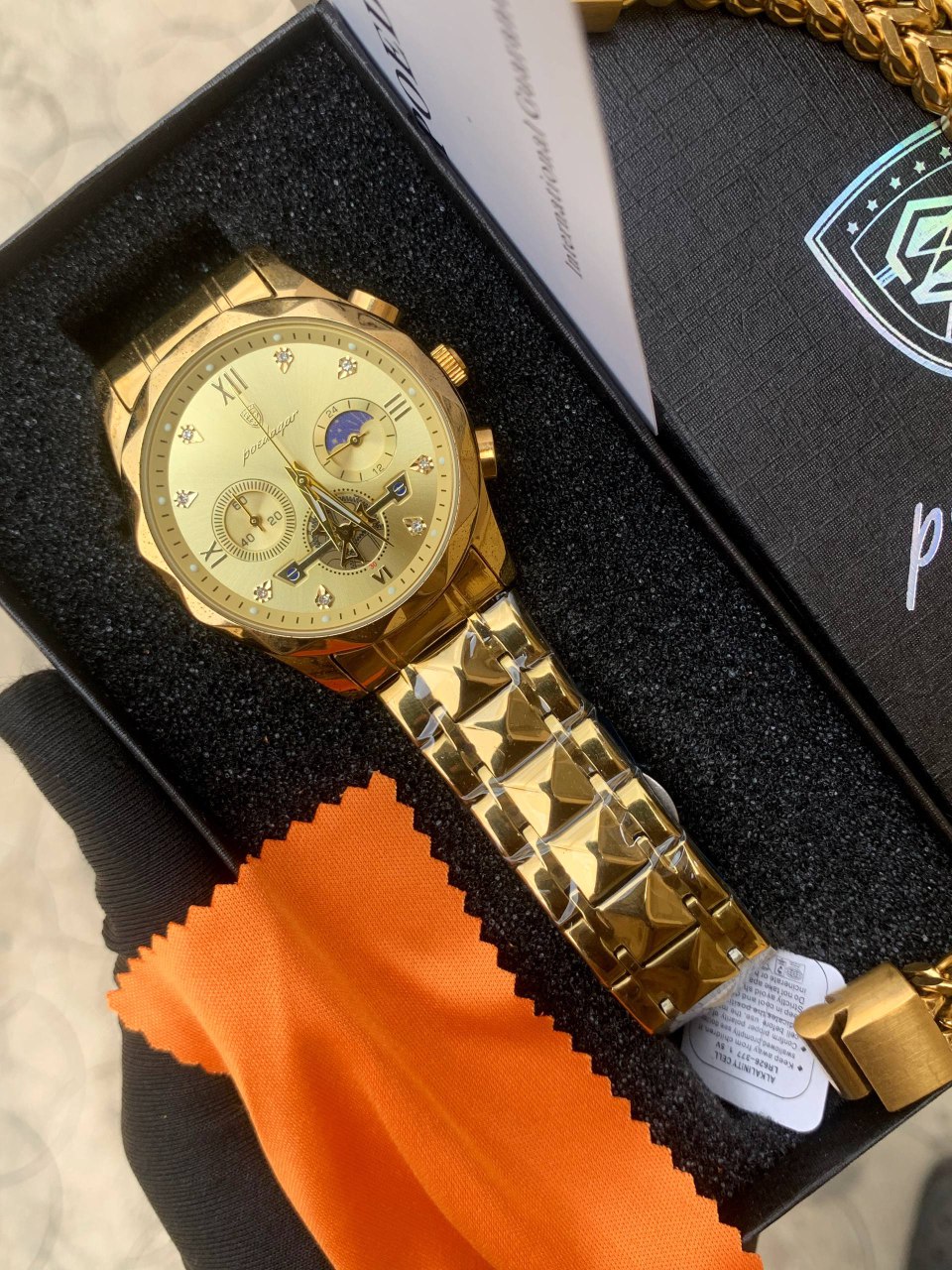 Poedagar Watch